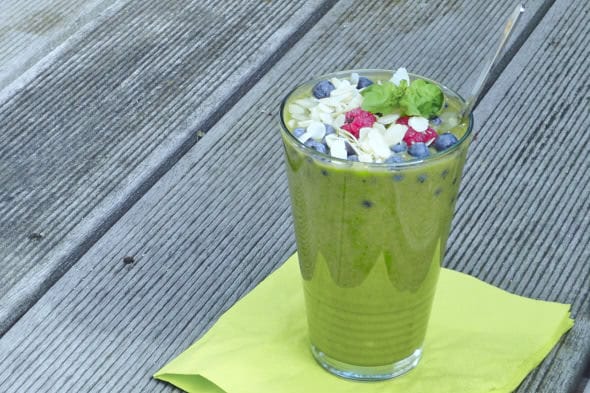 Fruchtig süßer Sommer-Smoothie