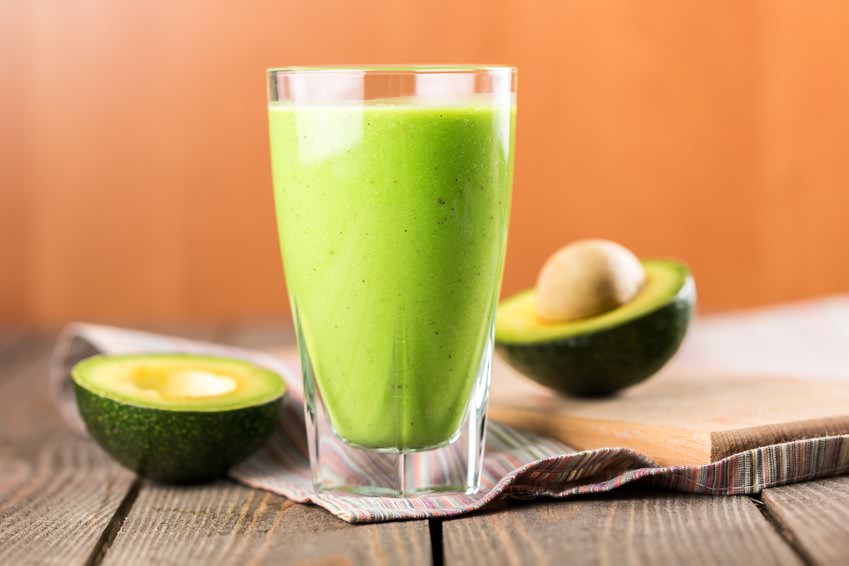 Apfel Avocado Spinat Smoothie - Rezept für grünen Smoothie