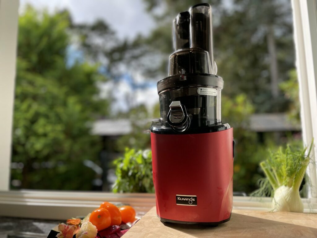 Kuvings REVO 830 Slow Juicer Test – Grüne Küche