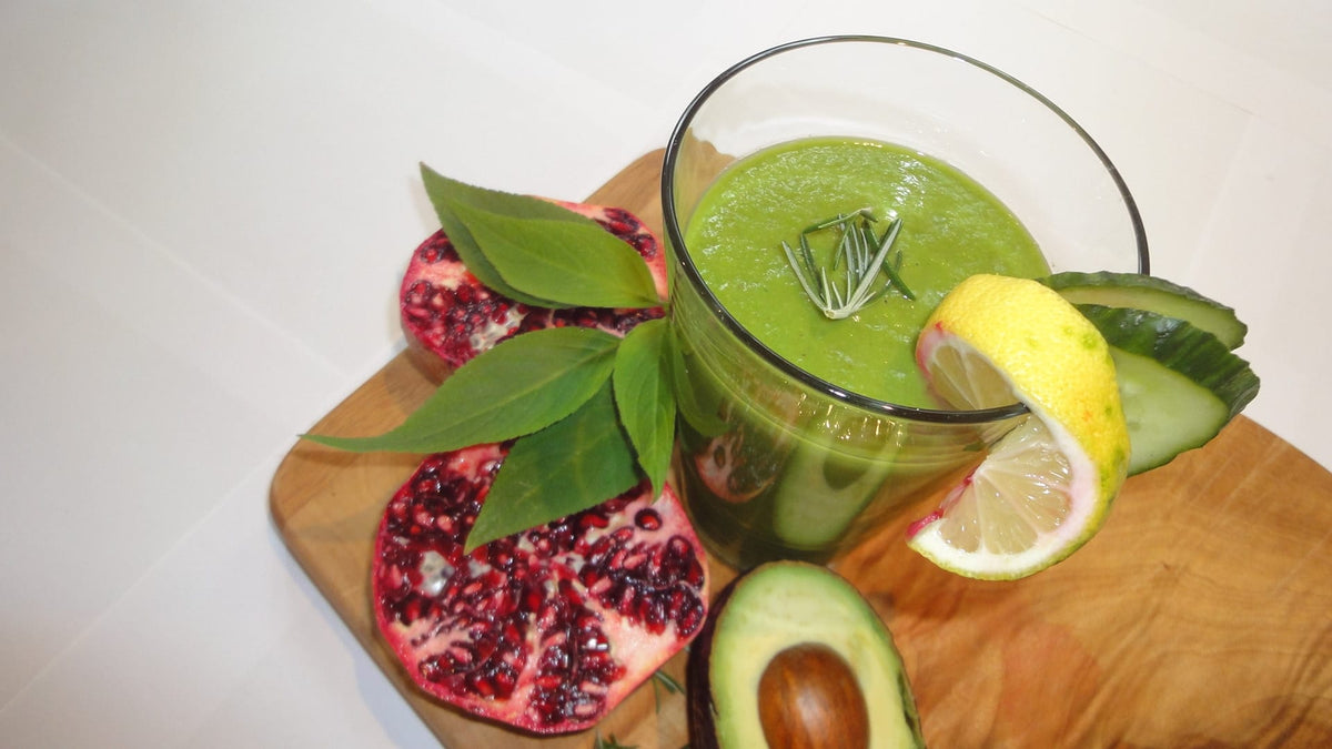 Abwechslungsreicher Ingwer Granatapfel Smoothie