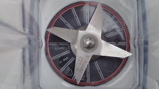 Mixer reinigen - So bleibt Ihr Hochleistungsmixer schön sauber