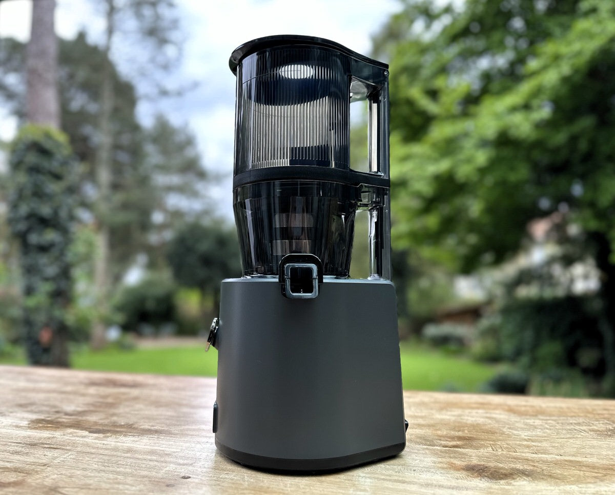 Hurom H330P Slow Juicer - Tresterauslass Detailansicht