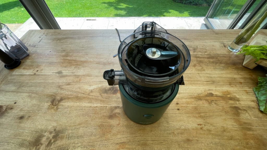 Hurom H-320N Innenleben mit Pressschnecke