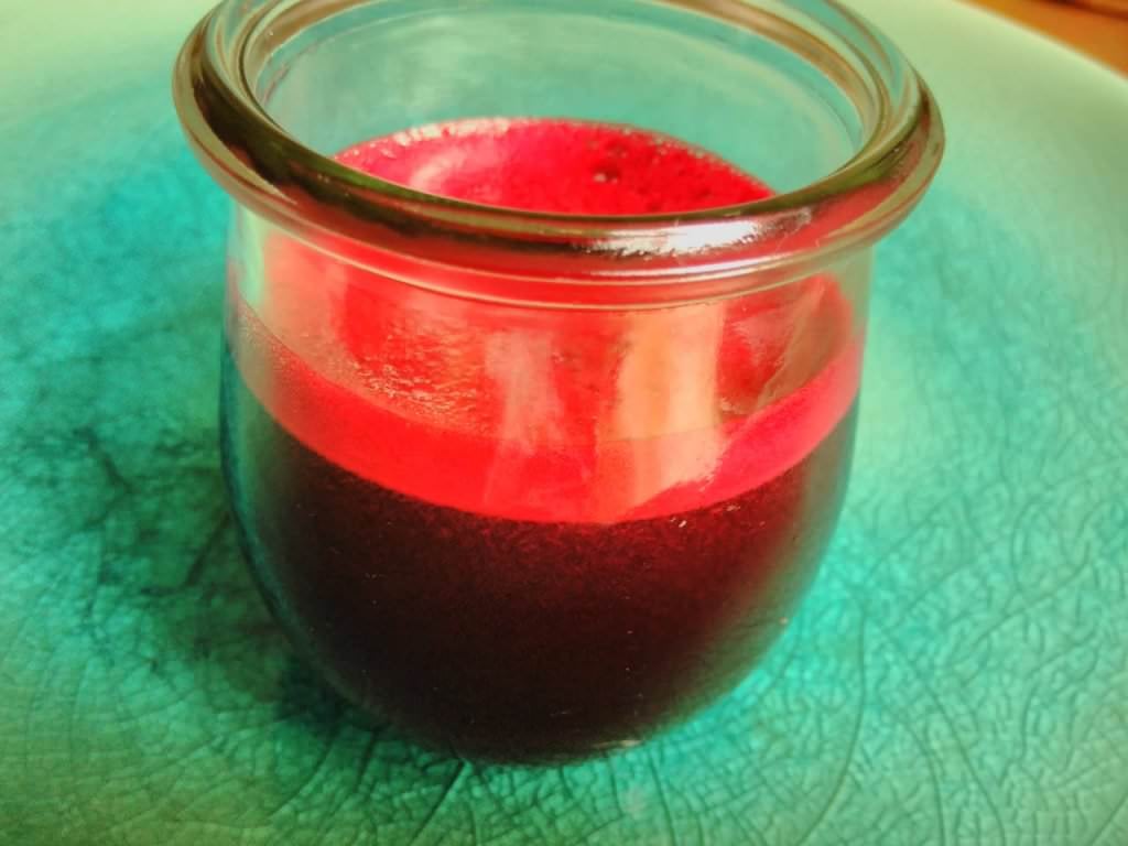 Rote Beete Saft im Glas
