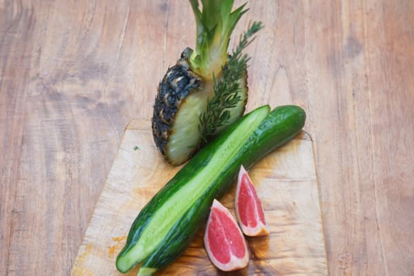 Zutaten Ananas Gurke Grapefruit Rosmarin